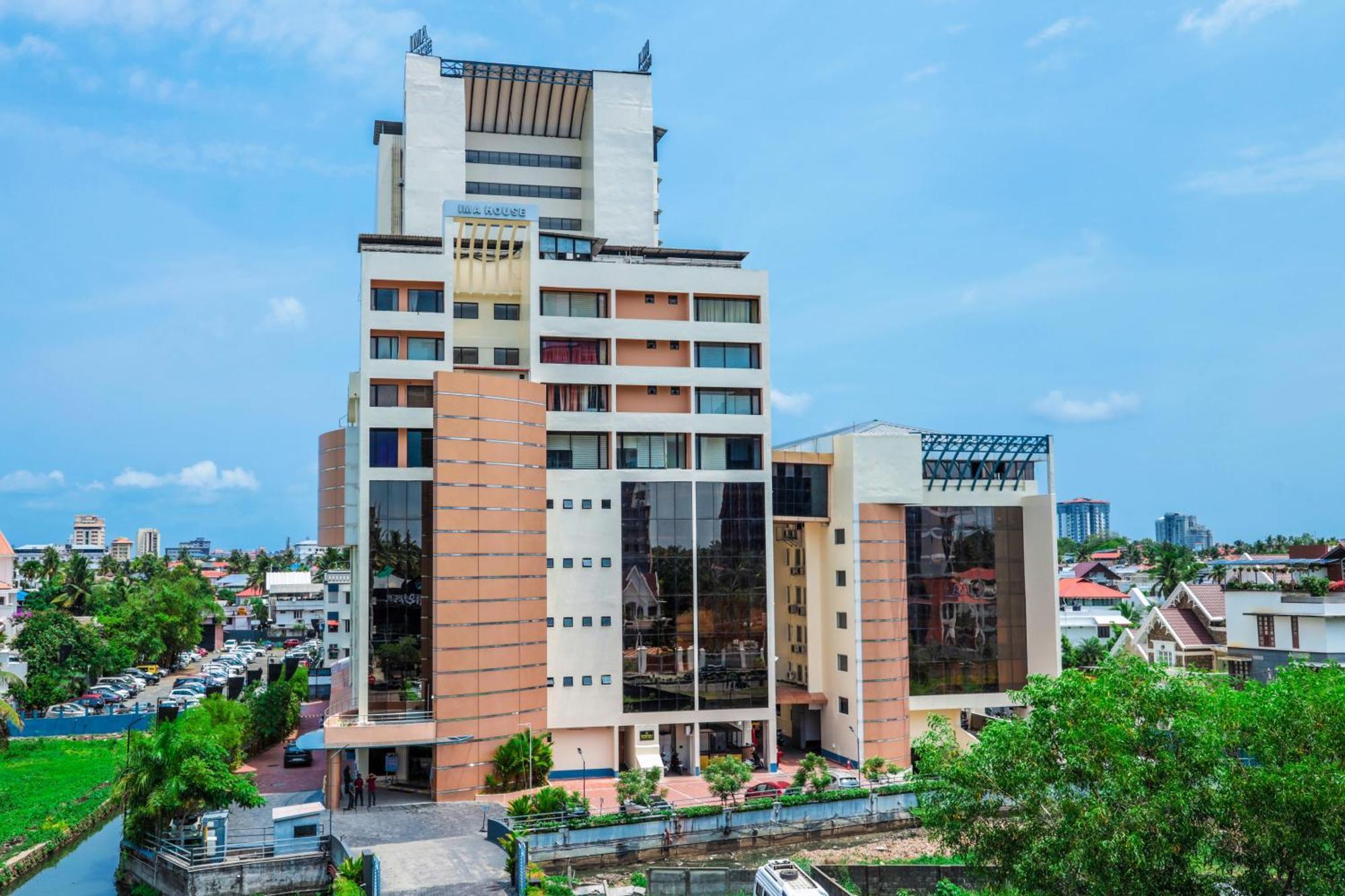 Hotel Ima House Kochi Esterno foto